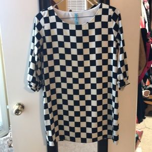 Women’s Black and white checked dress